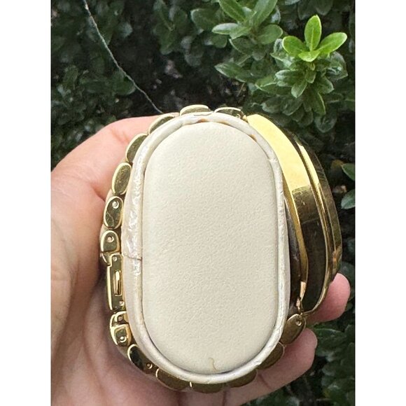 Michael Kors Bradshaw MK5722 Watch Gold & Horn - Picture 2 of 7